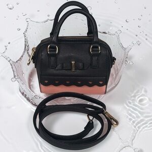 Essen Bella mini crossbody purse